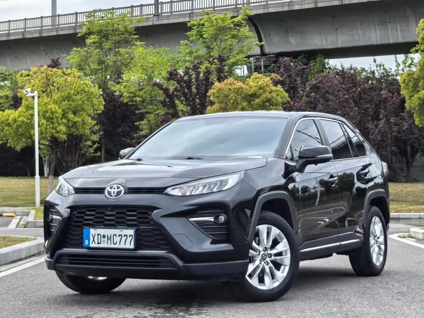 Toyota Wildlander 2023 2.0L CVT FWD LE