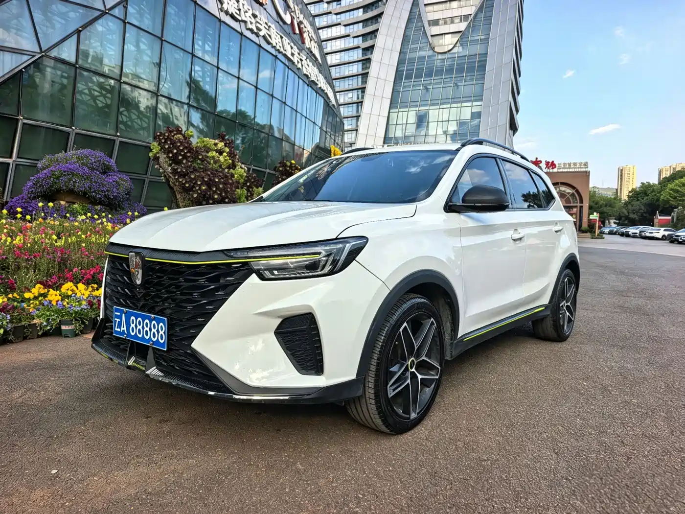 ROEWE RX5