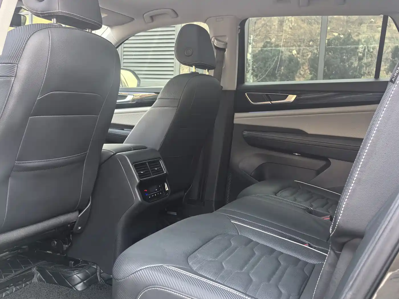 Volkswagen Teramont 2021 Teramont X 380TSI 4WD Premium Luxury Edition фото 13