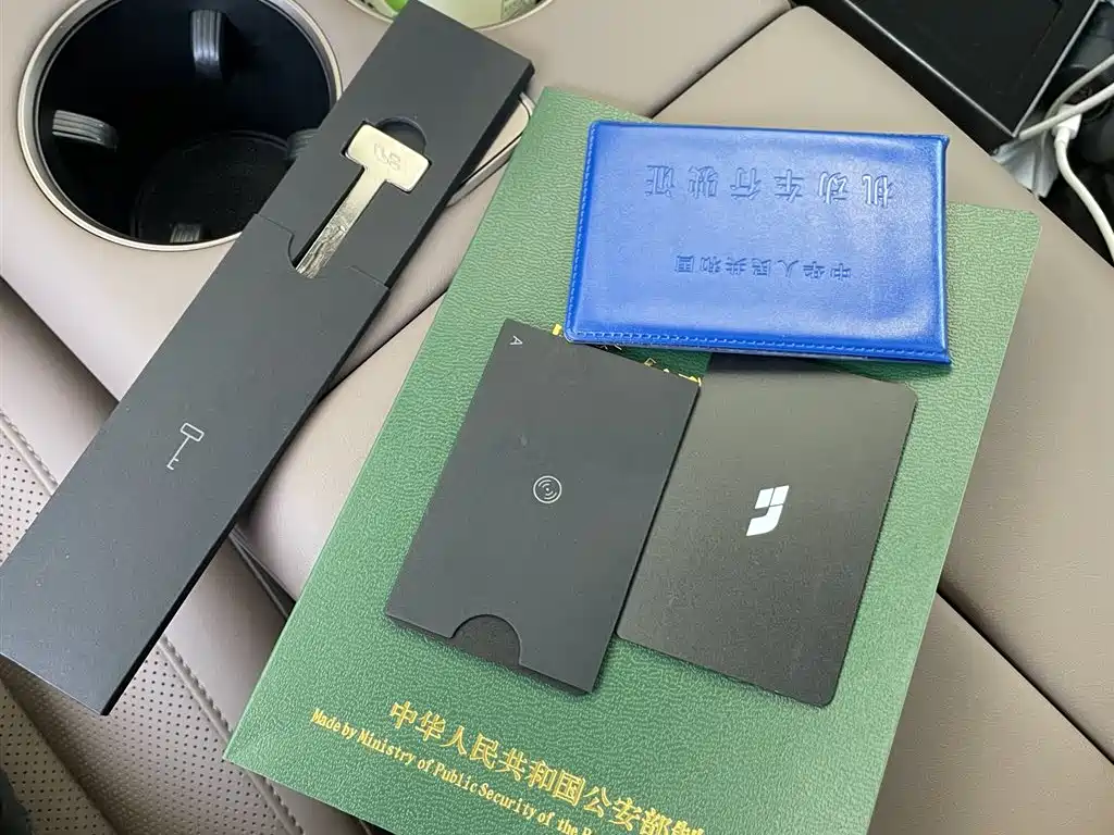 Li Auto Li i8 2025 2025 Standard Edition