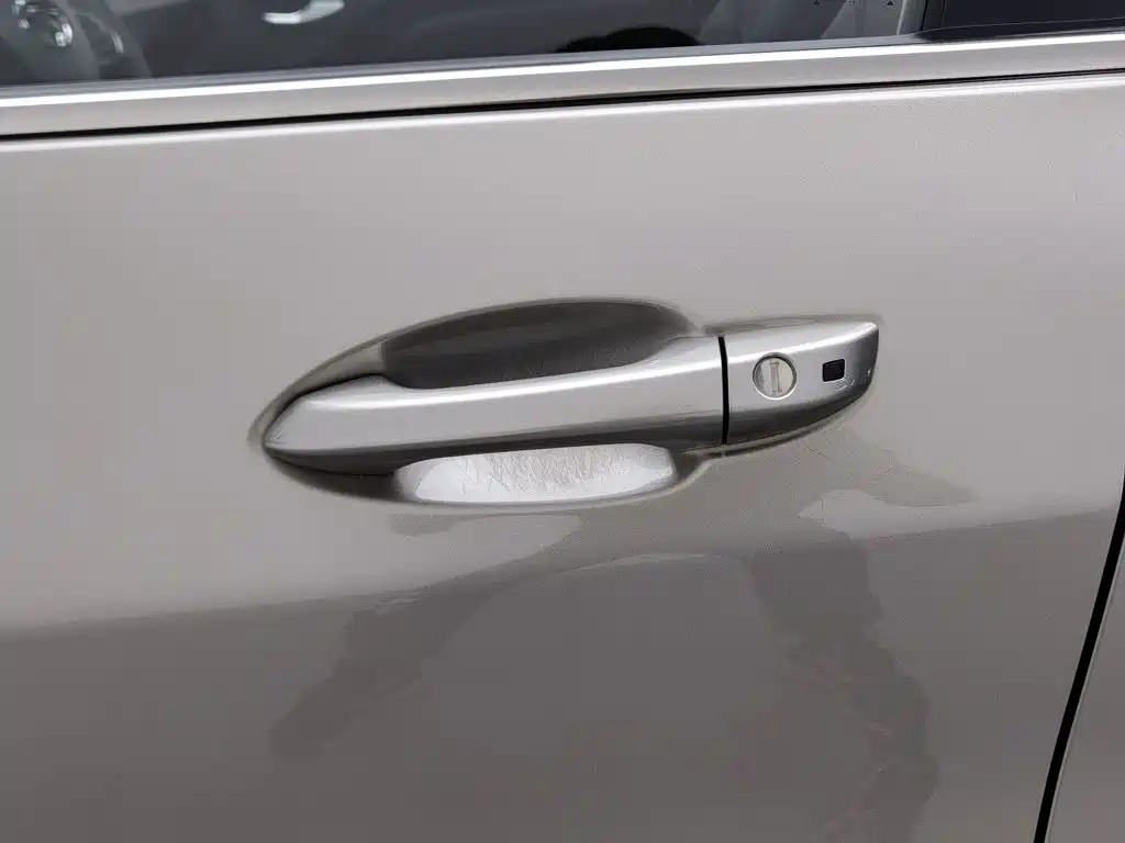 Soueast DX3 2017 2018 1.5T CVT Premium