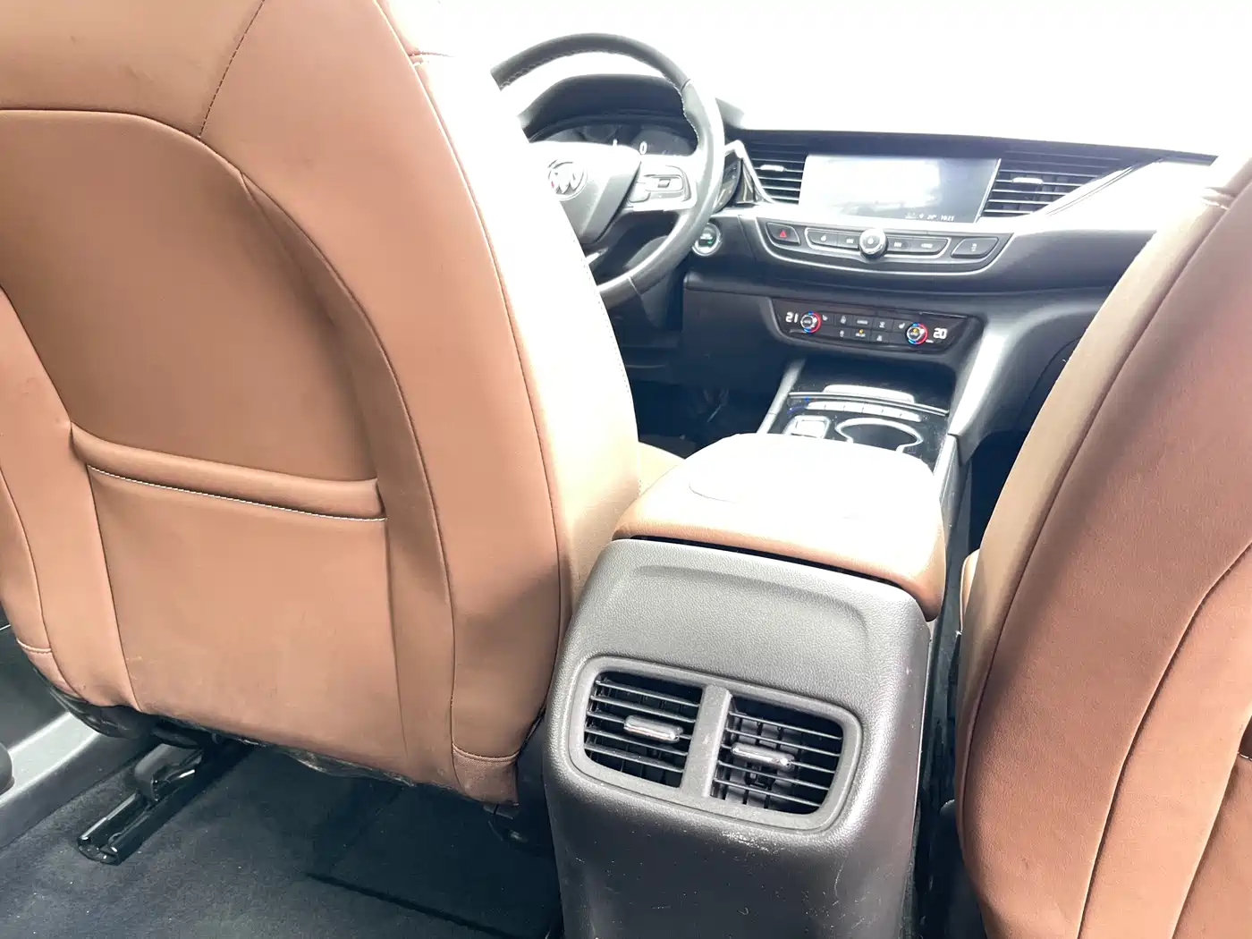 Buick Regal 2020 552T Luxury фото 28