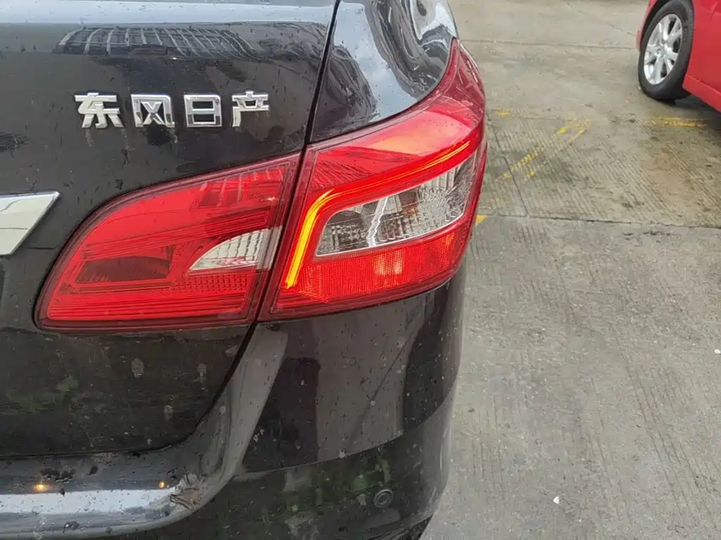 Nissan SYLPHY, миниатюра 8
