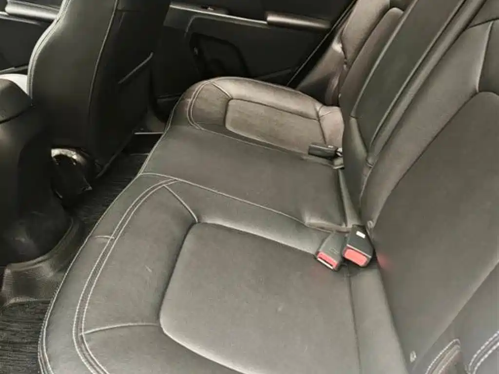 Kia Sportage 2014 2.0L Automatic 2WD DLX фото 5