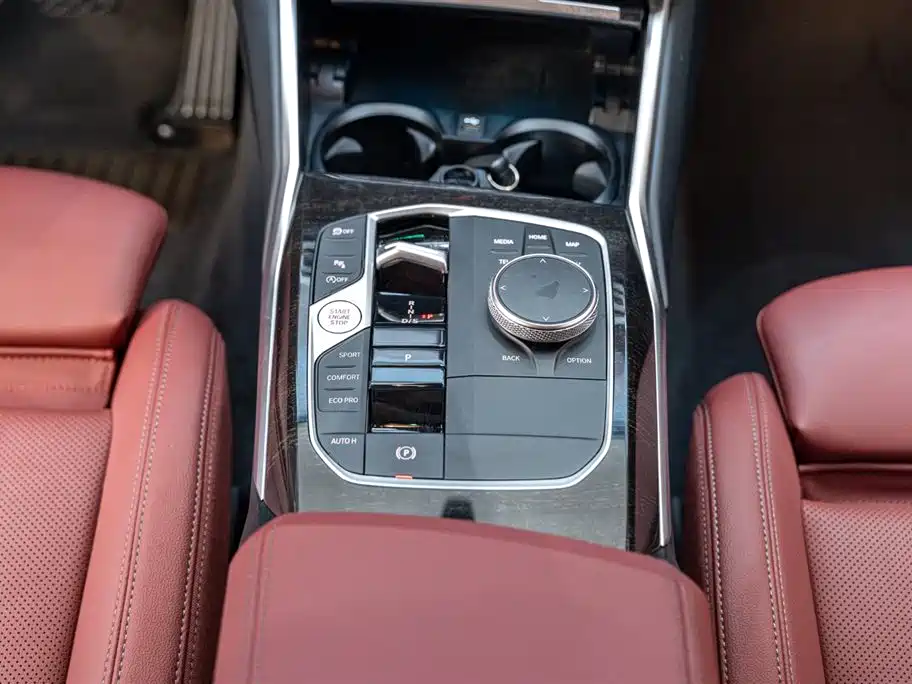 BMW 3 Series 2024 325Li M Sport Package фото 7