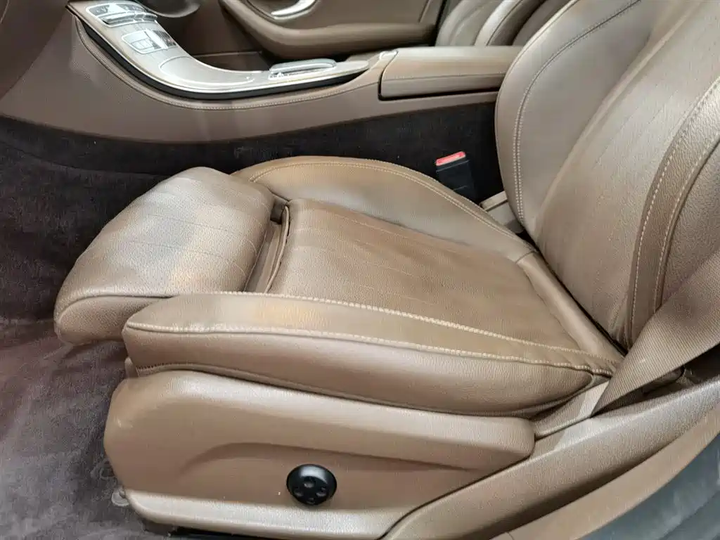 Mercedes-Benz E-Class 2020 E 260 L фото 20