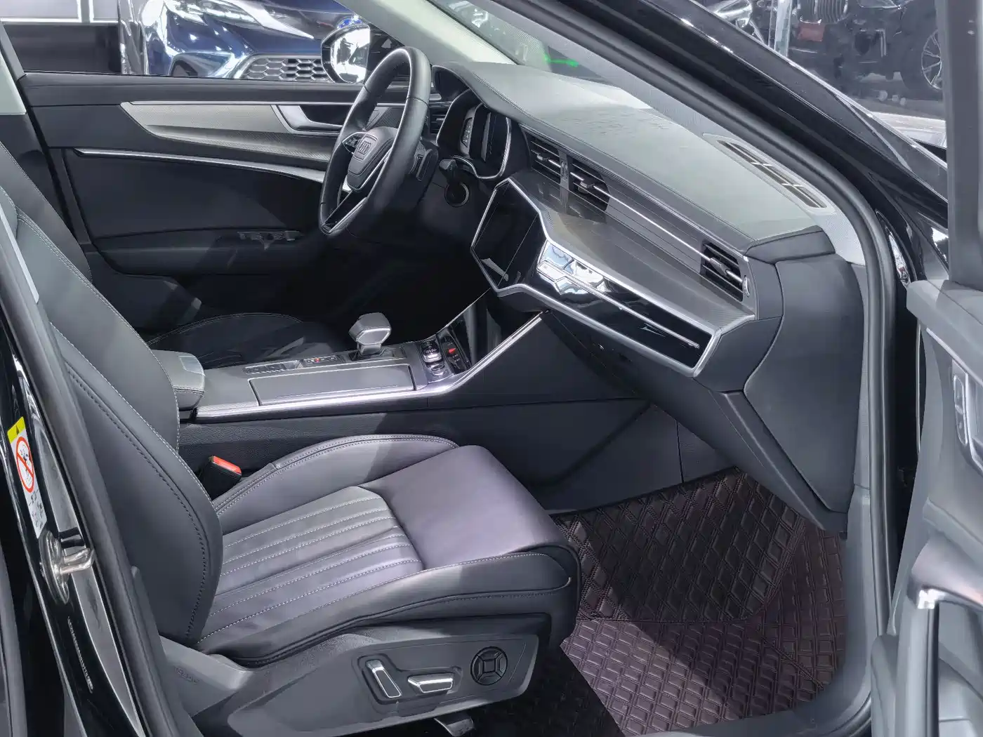 Audi A6L 2024 45 TFSI quattro Premium Dynamic фото 7