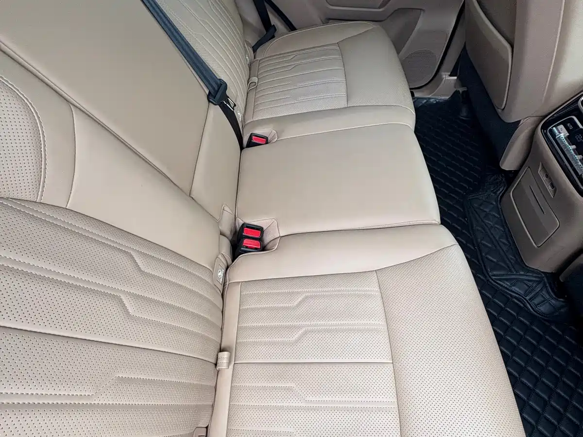 BAIC ORV Beijing Off-Road BJ60 Leiting 2024 Magic Core E-Drive Advanced 5-seater фото 11