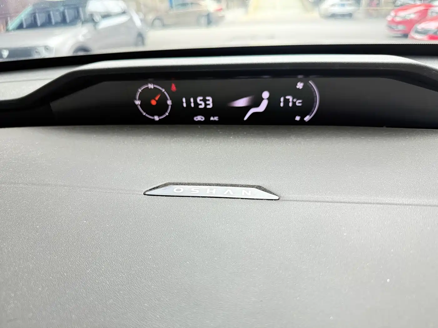 Changan Oshan Z6 2024 2023 Blue Whale 1.5T DCT Smart Leader