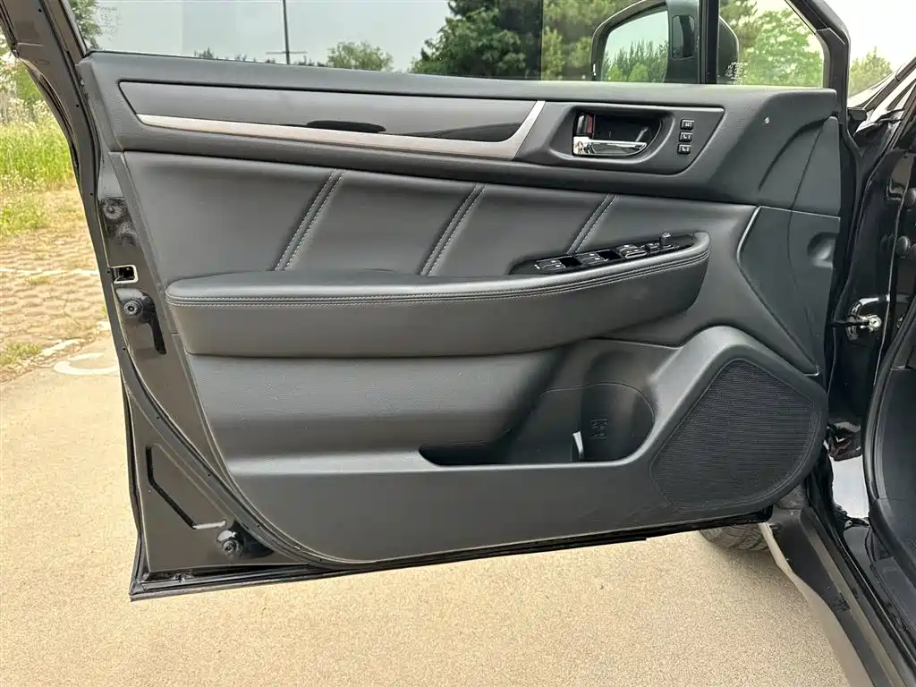 Subaru Outback 2020 Facelift 2.5i Sport Navigation Edition EyeSight фото 13