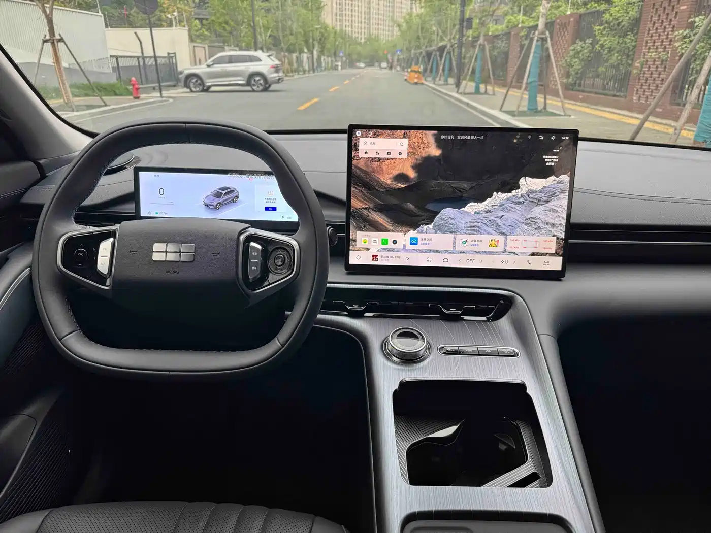 GEELY GALAXY GALAXY E5