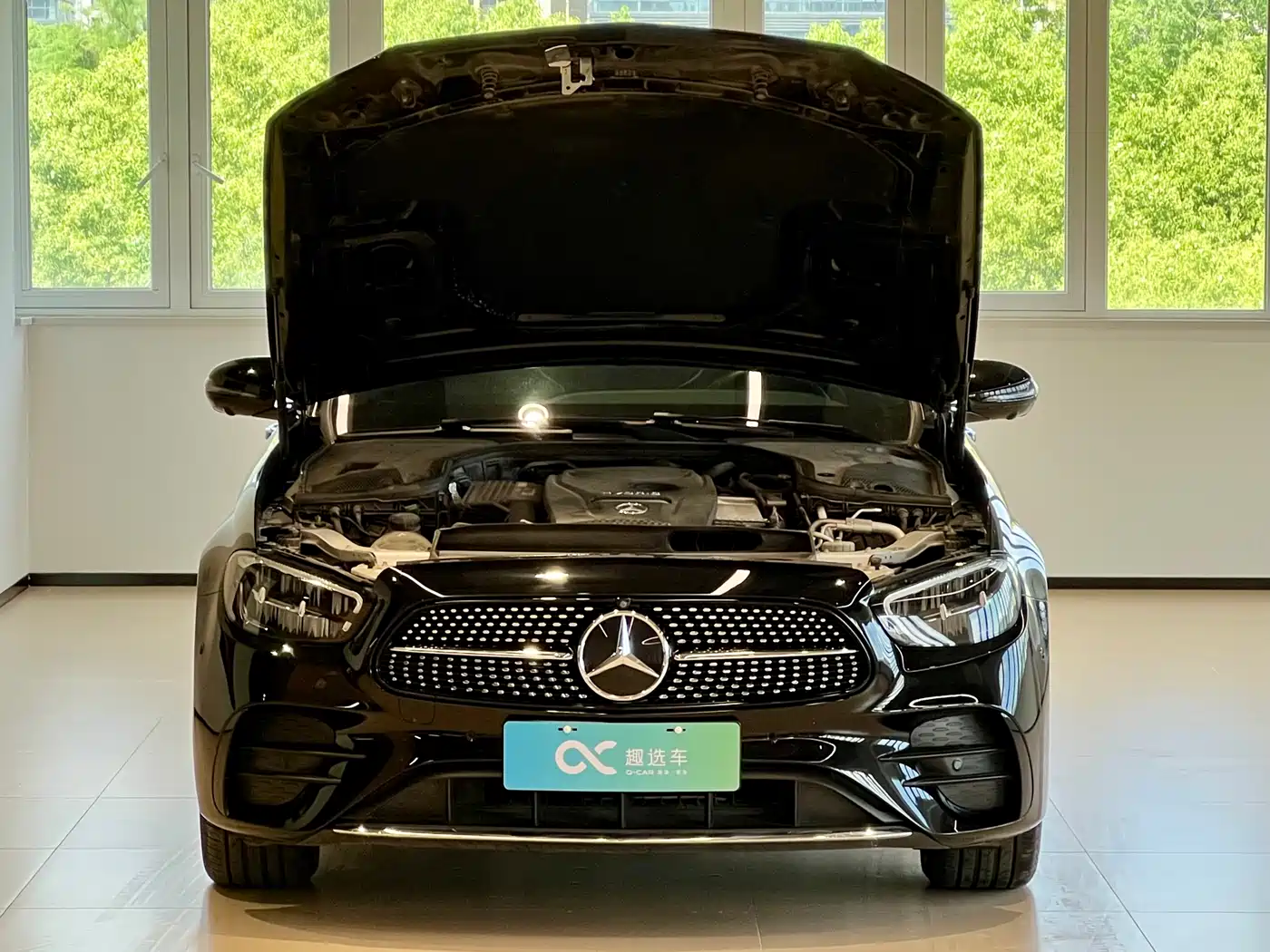 Mercedes-Benz E-Class New Energy 2023 E 350 e L Plug-in Hybrid Sport Sedan фото 15