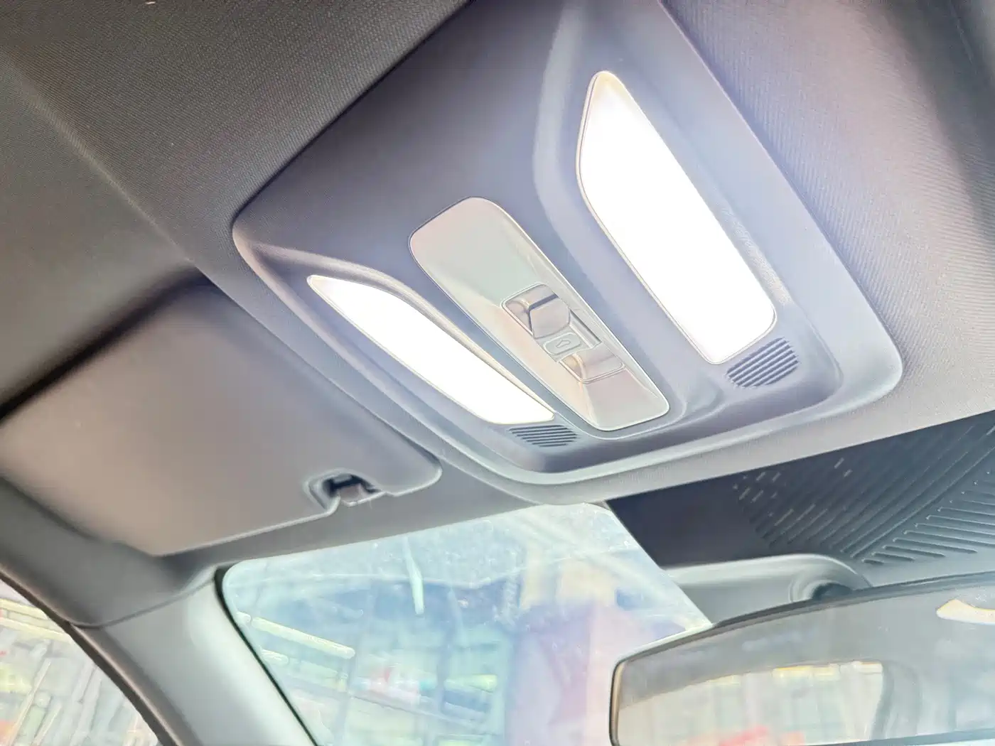 Changan Oshan Z6 2024 2023 Blue Whale 1.5T DCT Smart Leader