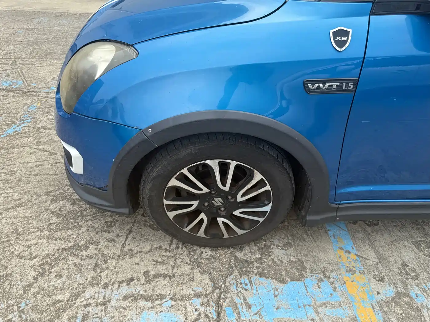 Фото 2 - Suzuki Swift