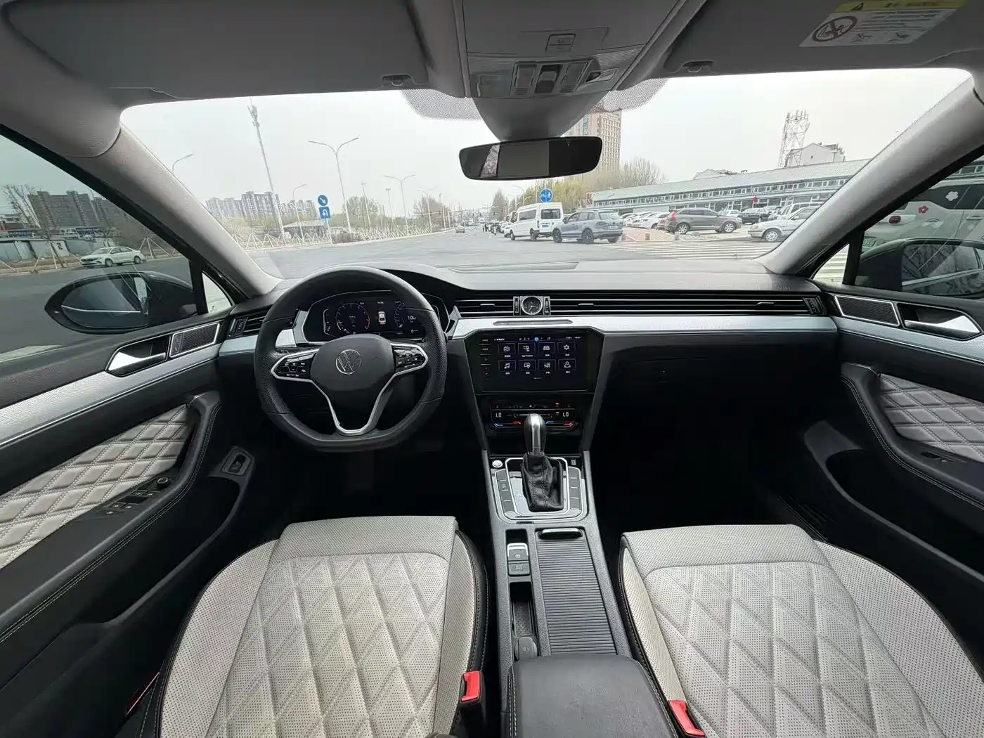 Volkswagen Magotan 2025 Facelift Public Edition 330TSI DSG Luxury фото 7