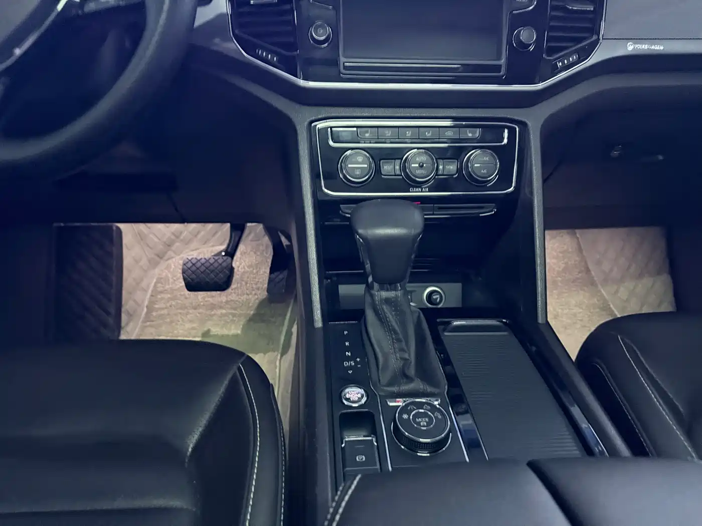Volkswagen Teramont 2017 380TSI 4WD Luxury Edition фото 16