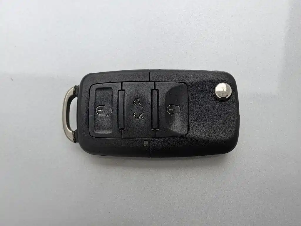 Volkswagen Golf 2010 2011 Model 1.6 Automatic Comfort
