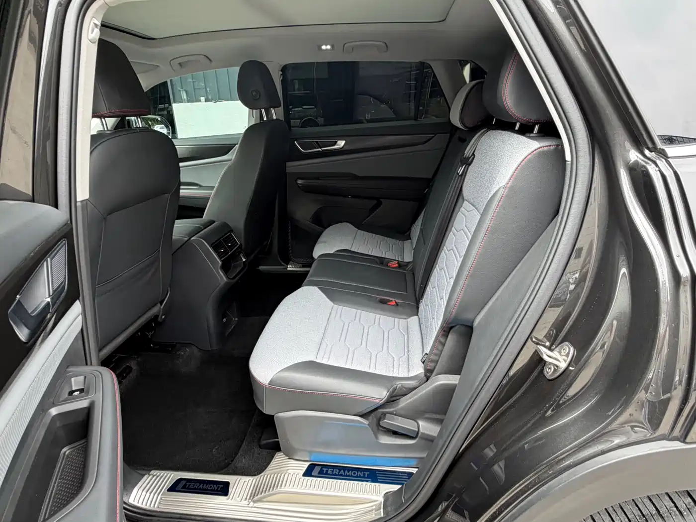 Volkswagen Tiguan X 2022 380TSI 4WD Flagship Edition фото 5