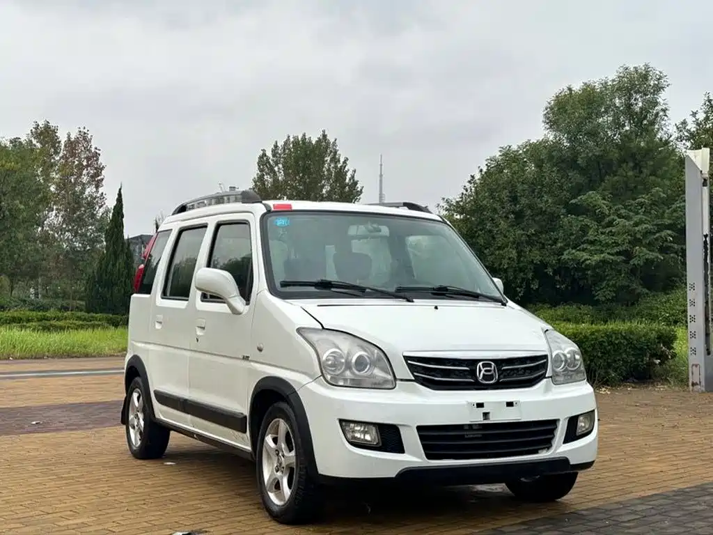Suzuki Beidouxing X5 2013 2013 Cruiser 1.4L VVT Standard