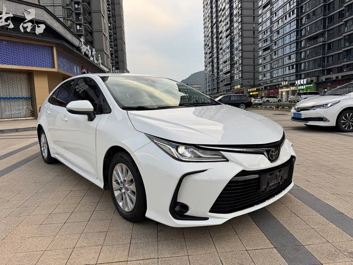 Photo 4 - Toyota Corolla