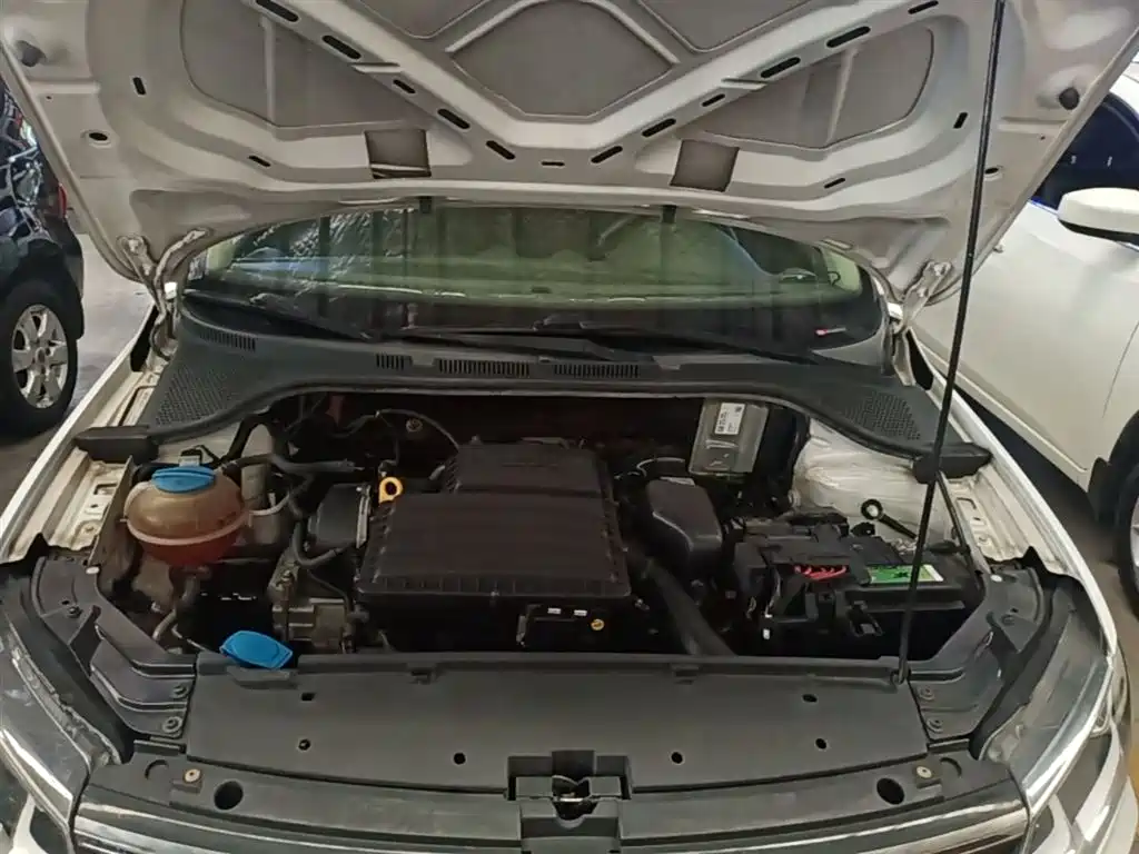 Volkswagen Jetta 2017 1.5L Automatic Fashion фото 20