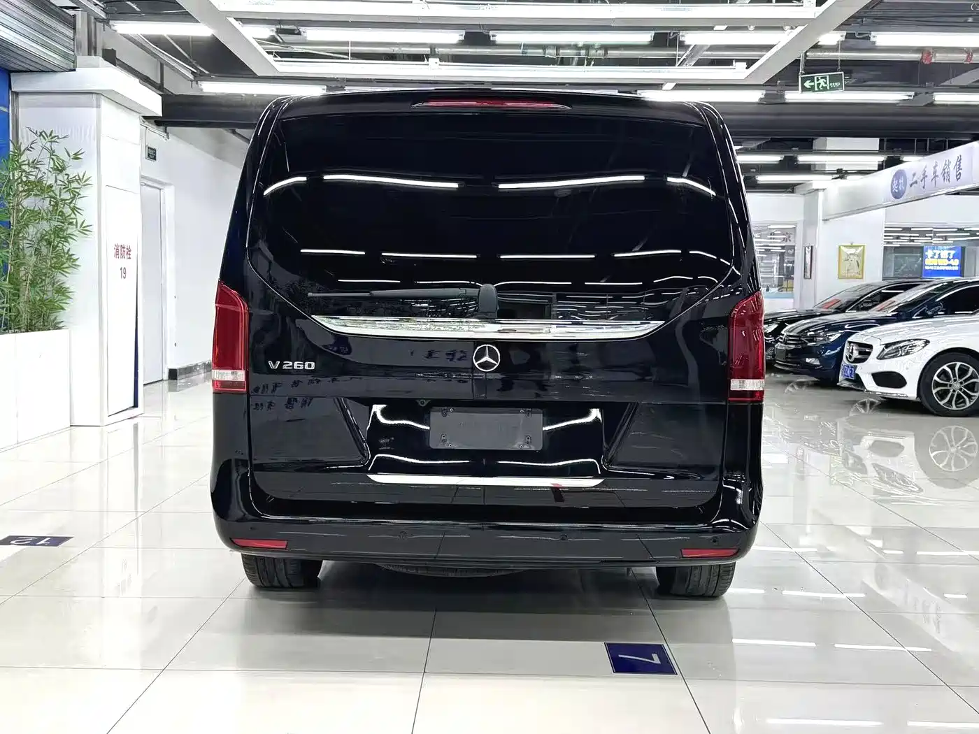 Mercedes-Benz V-Class 2020 V 260 Navigator Edition фото 5