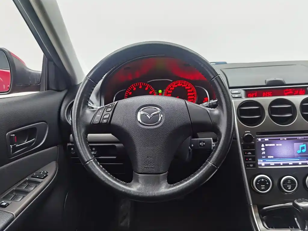 Фото 11 - Mazda 6