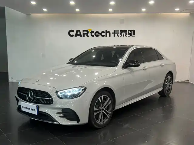 Mercedes-Benz E-Class 2021 Facelift E 260 L — фото 1