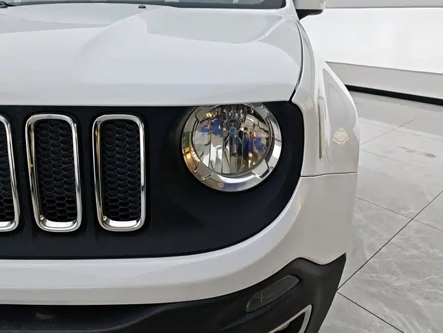 Jeep Renegade 2018 2017 180T Automatic High-Energy Edition