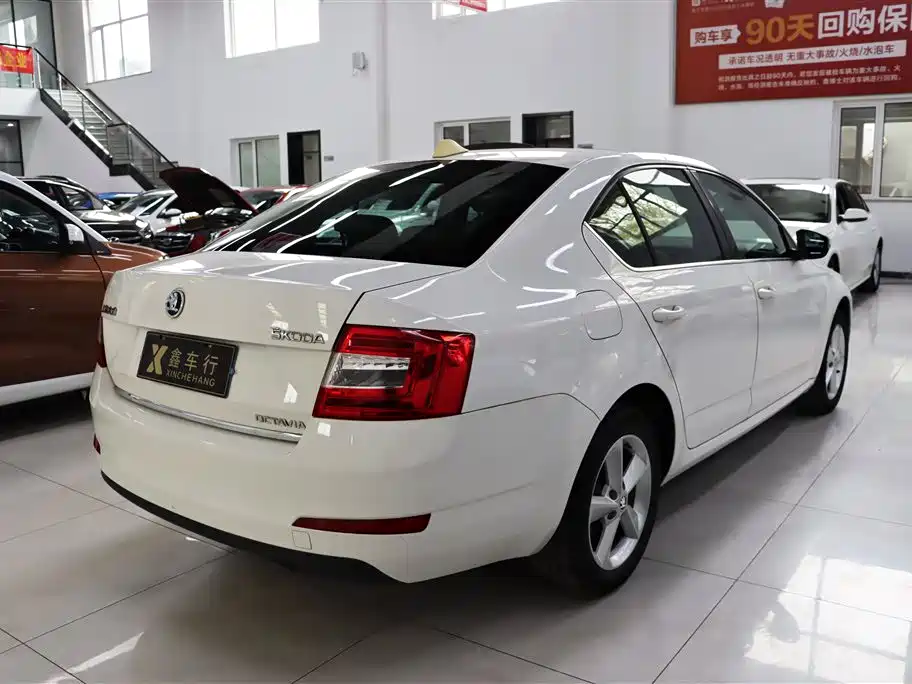 Škoda Octavia 2015 1.6L Automatic逸俊版 фото 8