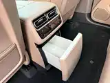 Фото 14 - Li Auto i6
