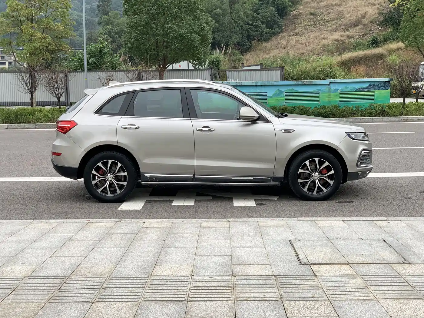 ZOTYE T600