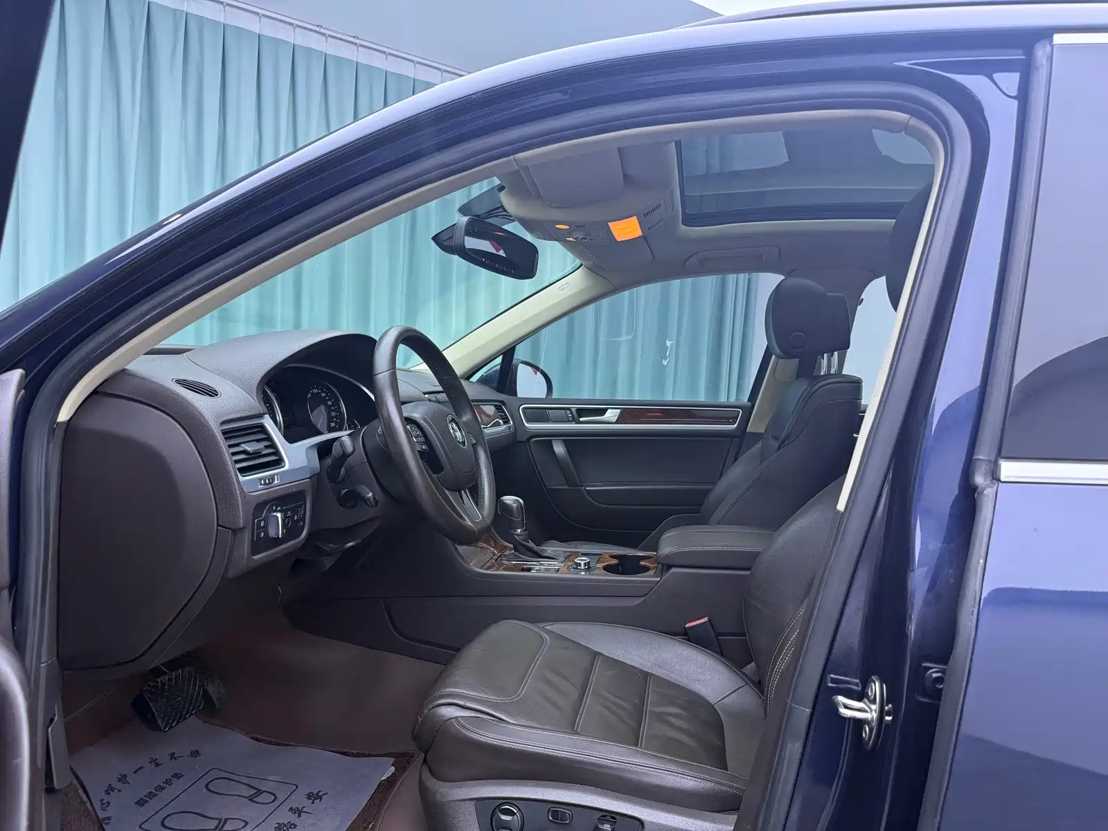 Фото 6 - Volkswagen Touareg