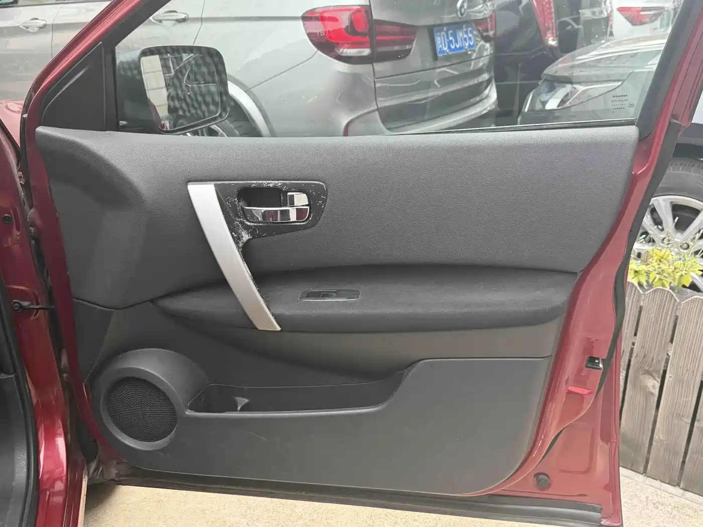 Nissan Qashqai 2012 2012 2.0XL Fire CVT 2WD
