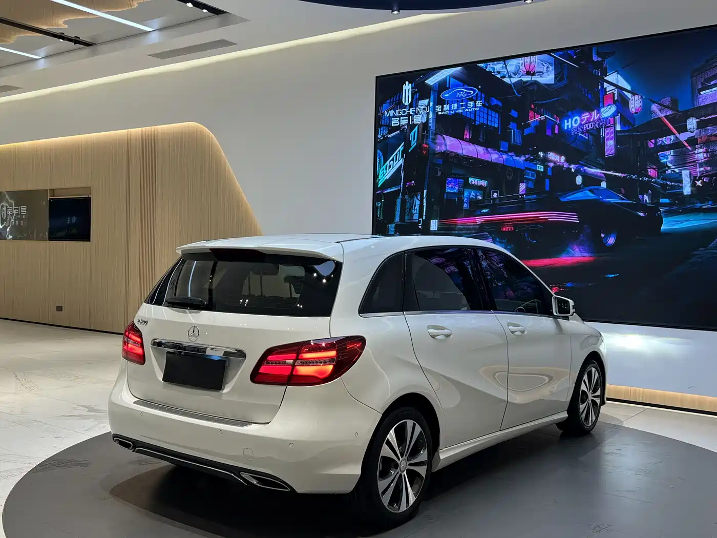 Mercedes-Benz B-Class 2015 B 200 Style фото 6