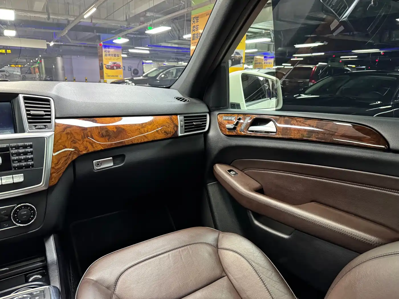 Mercedes-Benz M-Class 2012 Model ML 350 Luxury фото 20