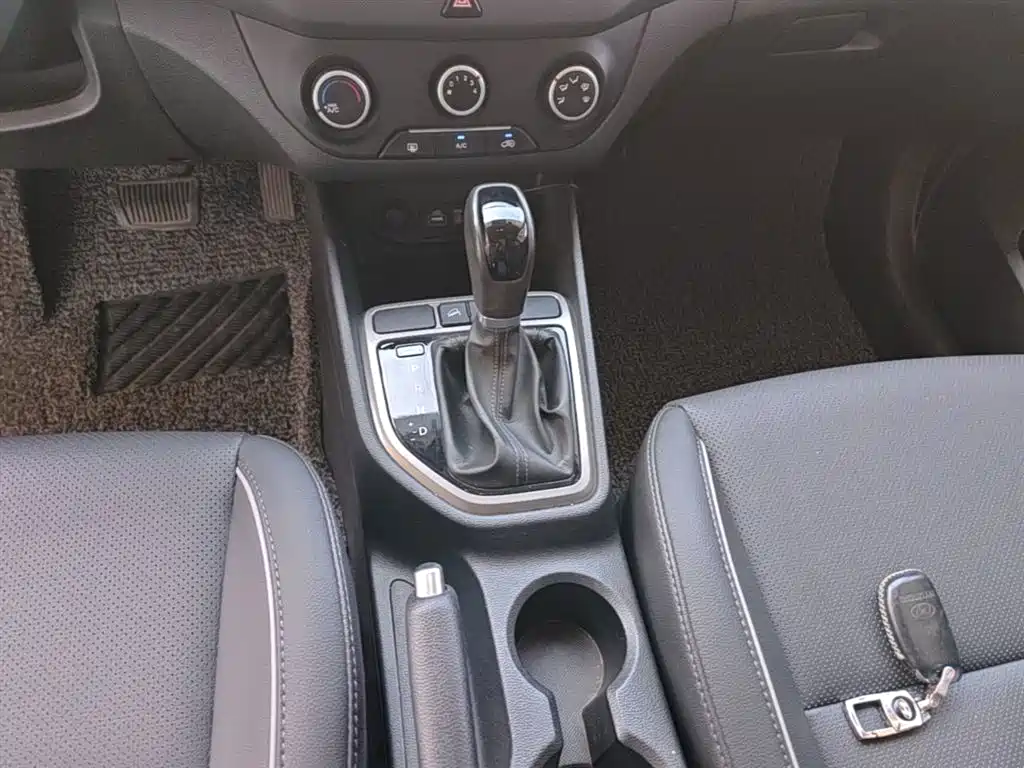 Hyundai Beijing Hyundai ix25 2015 1.6L Automatic 2WD Smart GLS фото 14
