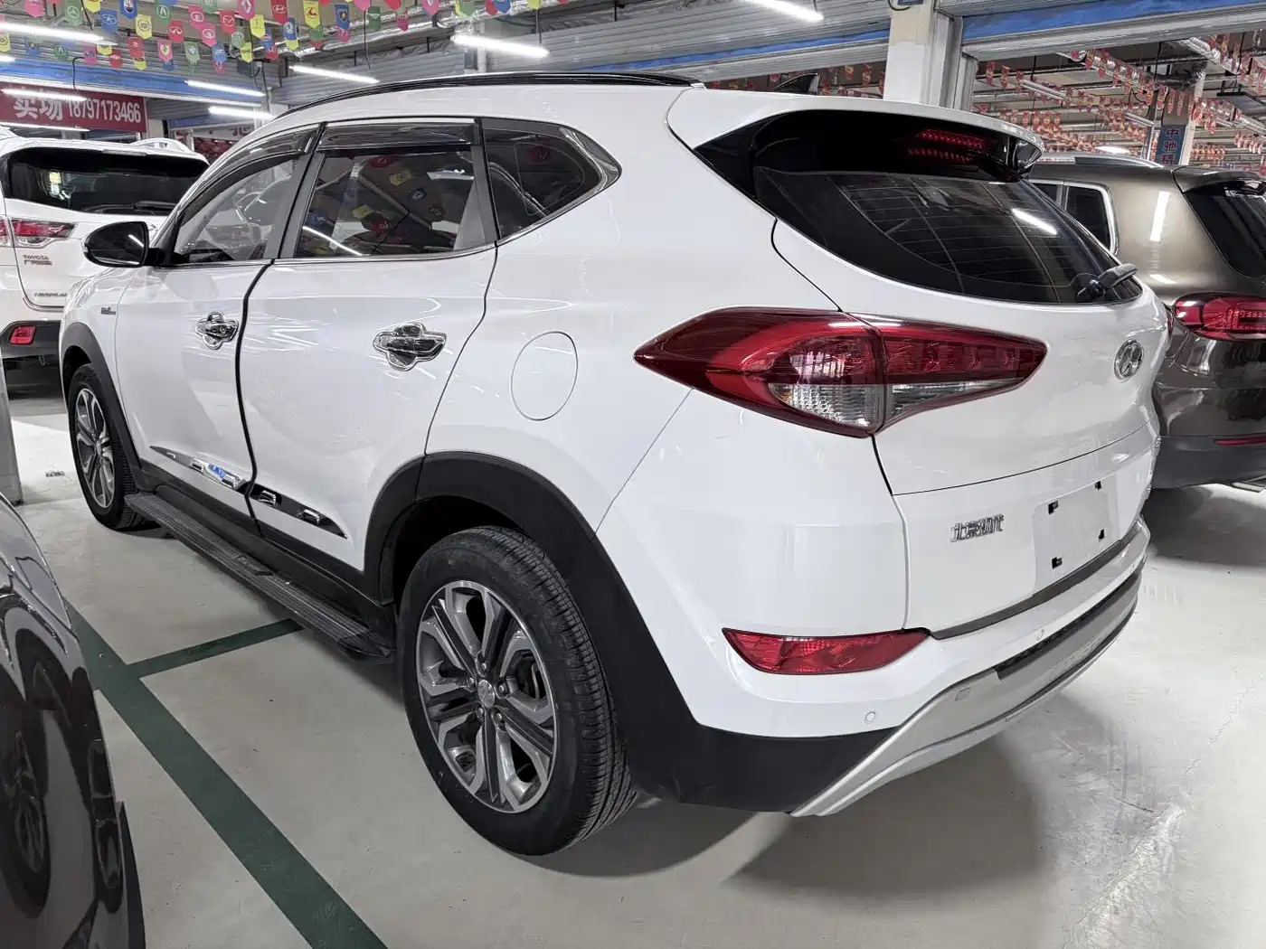 Hyundai Tucson 2015 1.6T Dual Clutch 2WD Leading фото 19