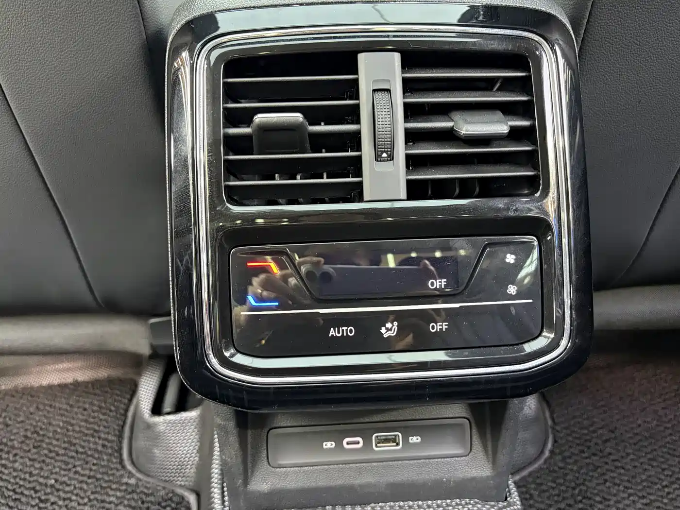 Volkswagen Passat 2025 2025 Outstanding 380TSI Starlight Dragon Soaring Edition