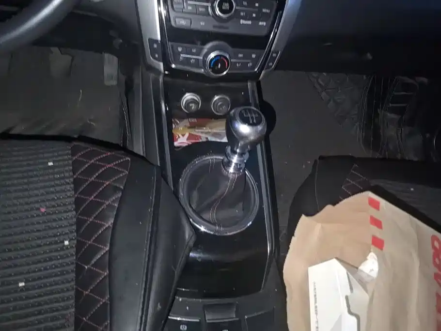 Zotye Damai X5 2016 2015 1.5T Manual Premium China V