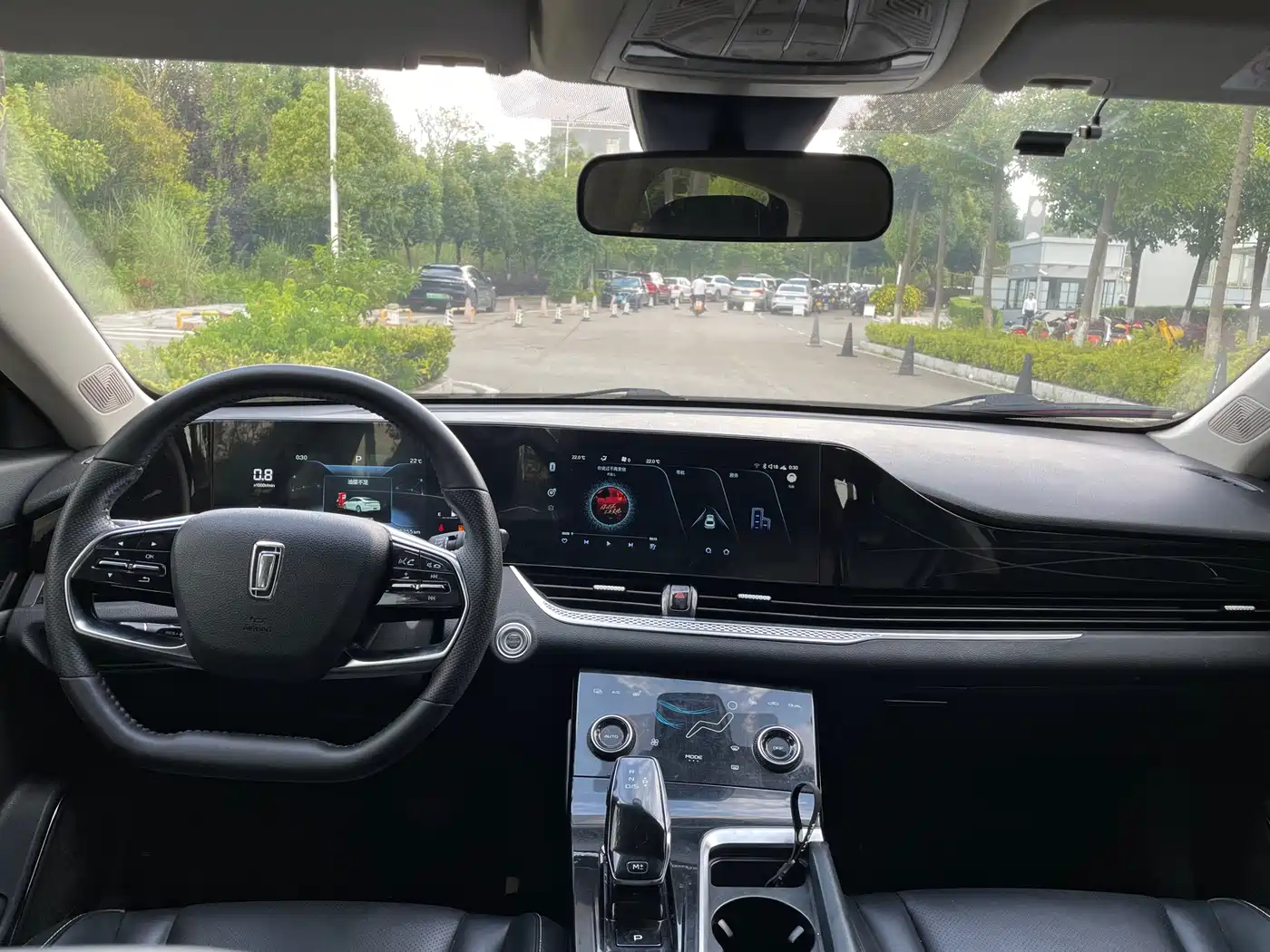 Photo 5 - Besturn B70