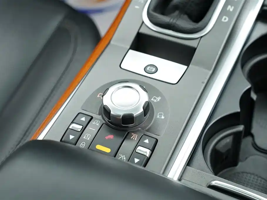 Фото 21 - Land Rover Range Rover Sport