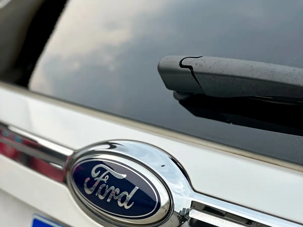 Ford Edge (Import) 2015 2012 3.5L Premium
