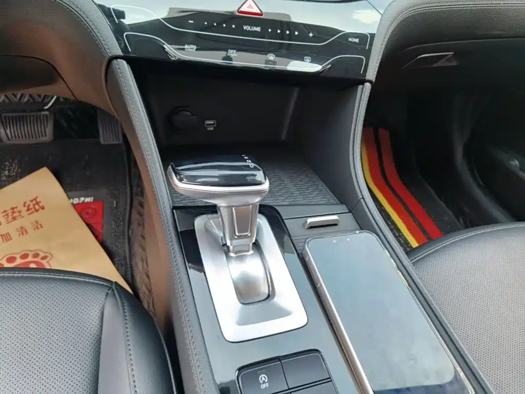 Hyundai Mistra 2021 2021 1.8L CVT GLX Elite
