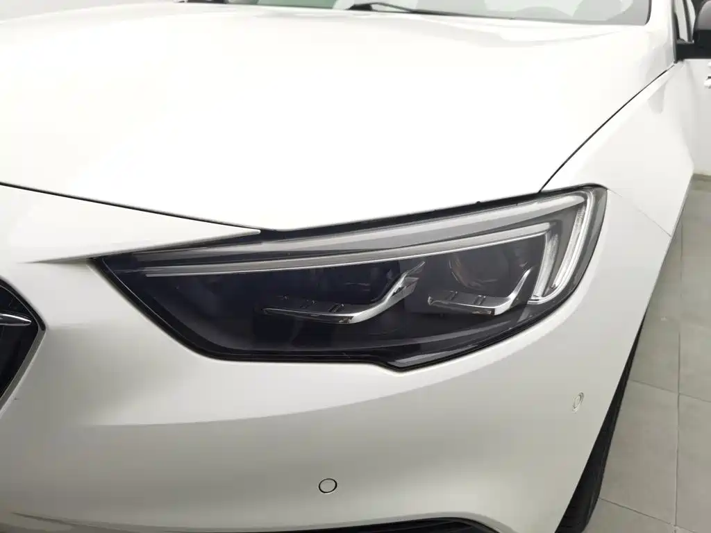 Фото 7 - Buick Regal