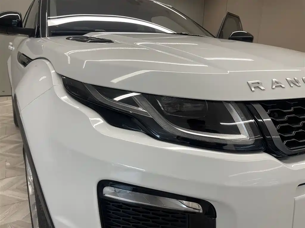 Land Rover Range Rover Evoque 2018 240PS HSE DYNAMIC Drive Edition фото 9