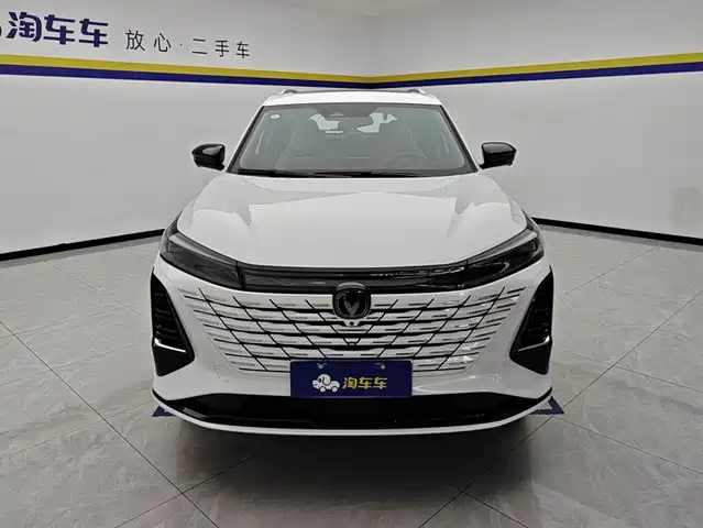 Changan CS75 PLUS 2026 Model 1.5T New Blue Whale Smart Navigation Edition — фото 2