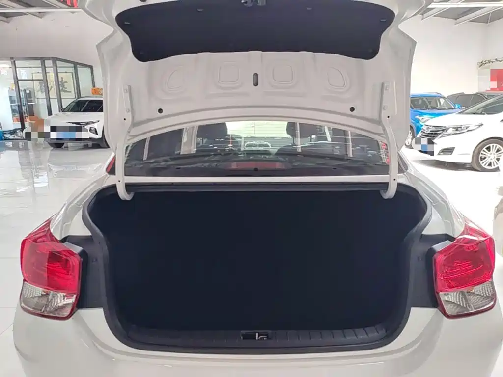 Hyundai Verna 2021 2020 1.4L Manual GL Renewal Edition