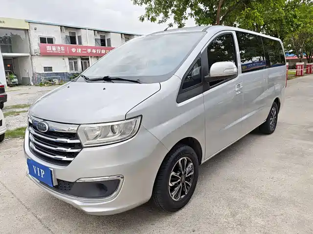 JAC Refine M3 2019 PLUS IKEA Edition 1.8L Luxury 9-Seater
