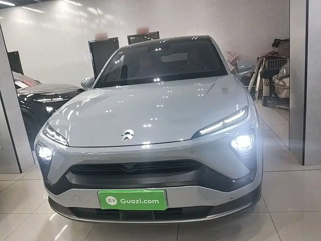 Фото 3 - NIO EC6